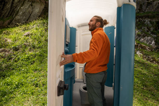 Portable Toilet Options We Offer in Fairview, NC